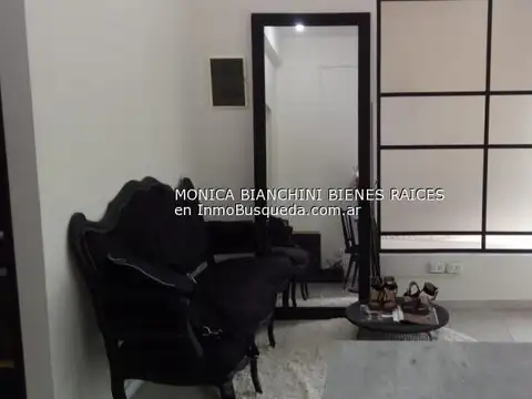 Local en Venta Via Púb.