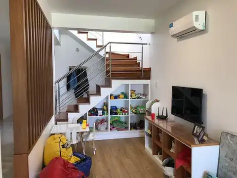 Casa en Alquiler de 4 dormitorios