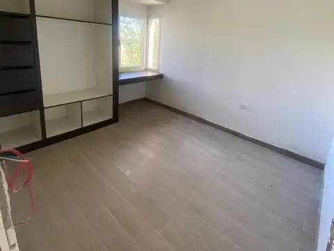 Depto Tipo Casa en Venta con 2 cocheras
