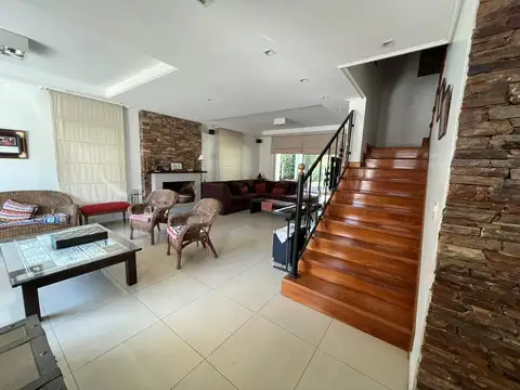 Casa en Venta en Altos de Hudson I, USD 350.000