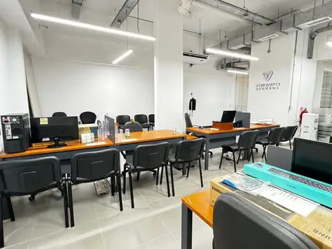 ALQUILER LOCAL RECOLETA DOS PLANTAS 209M2