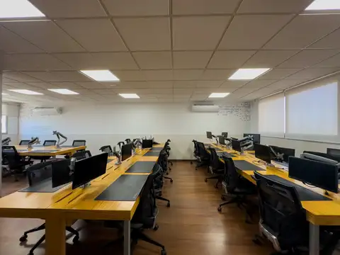 Oficina Monoambiente con 2 baños