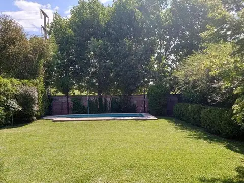 Casa en Alquiler Temporal en Tigre Centro, USD 2.500