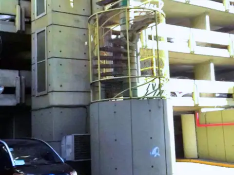 Cochera en Venta Cubierta