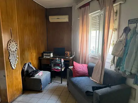 Casa 4 ambientes con 1 baño