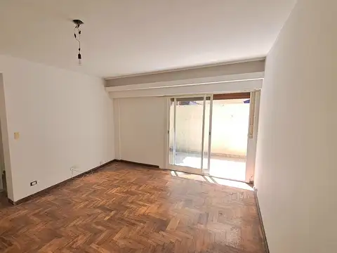 2 AMBIENTES PLANTA BAJA CON PATIO