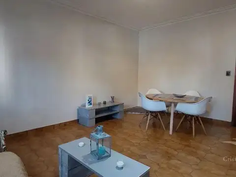 Casa 4 ambientes en Olivos