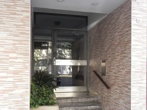 ALQUILER DEPTO 2 AMBIENTES - AV. LA PLATA AL 600