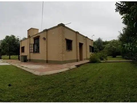Venta casa quinta, Alberdi Nº1018, esquina Alvear Cod.2274