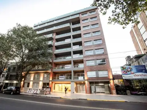 VENTA Monoambiente en Devoto (s/balcón) con RENTA ideal inversion