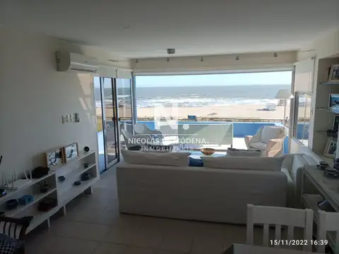 Apartamento en venta con vista al mar en Manantiales de 2 dormitorios