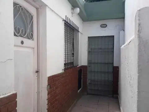 Calle 7 2900, Piso UF