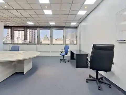 Oficina categoría A con 2 cocheras fijas y cubiertas - Monserrat