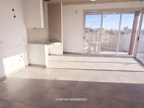 Oficina en Alquiler en Berazategui, $ 350.000