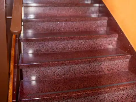 Depto Tipo Casa en Venta 38 años