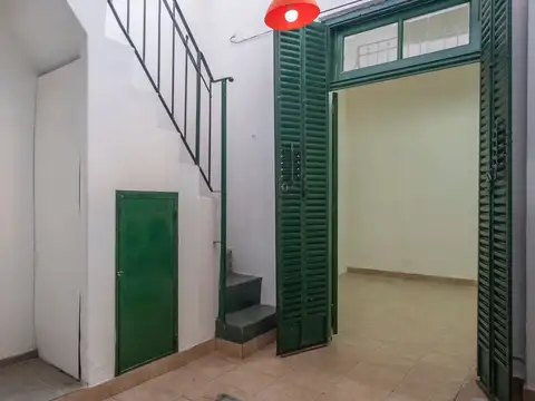 Depto Tipo Casa en Venta en Abasto, USD 50.000