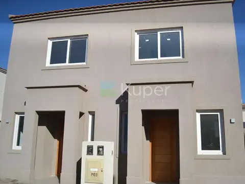 Casa Dúplex  en Venta en Saravi Village, Pilar, G.B.A. Zona Norte
