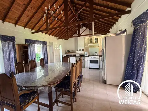 Casa en Venta con 1 cochera