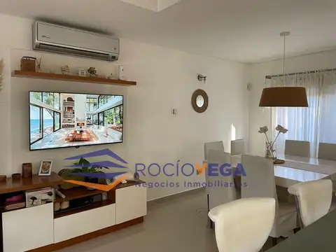 Casa en Venta al Este