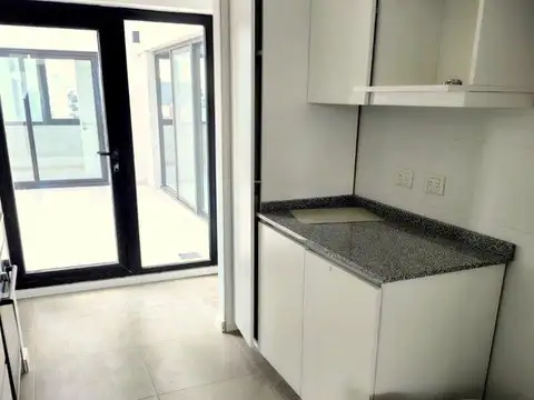 ALQUILER ESPECTACULAR OFICINA DUPLEX A ESTRENAR-EXCELENTE UBICACION-BAJAS EXPENSAS