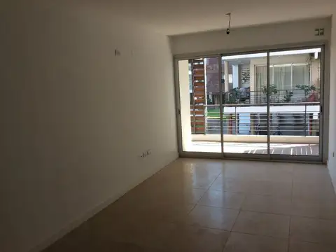 Departamento en Alquiler en Tigre Centro, $ 750.000