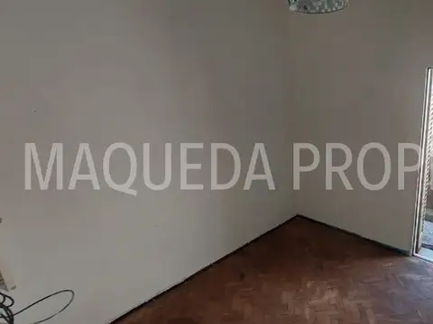 Depto Tipo Casa en Alquiler en Villa Lugano, $ 650.000