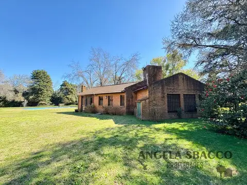 Hermosa Casa quinta en Barrio parque el Remanso. APTO CREDIT