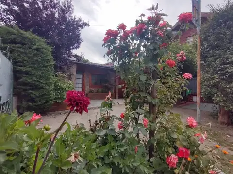 COMPLEJO TURÍSTICO EN FUNCIONAMIENTO EN EL HOYO, CHUBUT