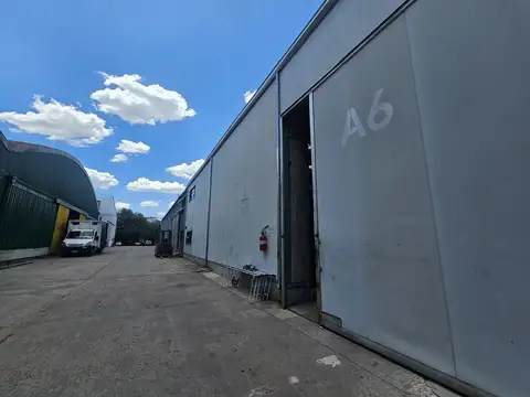 Depósito en  Alquiler 728m2 en Centro Industrial a Estrenar