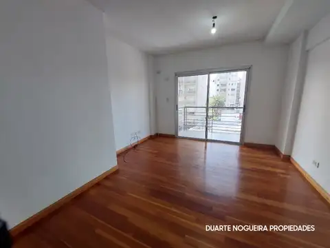 Olavarria 200, Piso 3