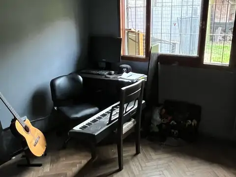 Presidente Dr. Raúl Ricardo Alfonsín 900