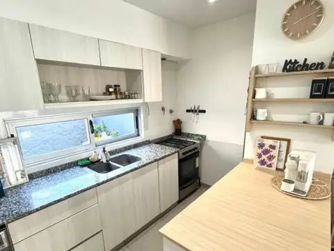 Depto Tipo Casa en Venta con 1 cocheras