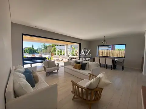 Casa alquiler temporal 5 ambientes a la laguna en San Francisco Villanueva lote de 980 m2