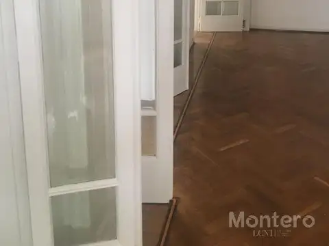 Casa en Venta en Villa Luro, USD 390.000