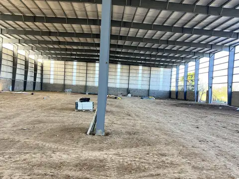 Galpon en Alquiler 40  mts Frente