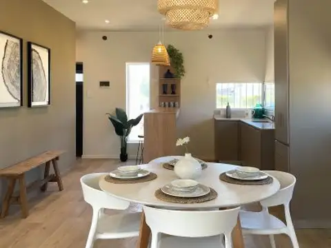 Venta Casa 2 dorm. -San Sebastian 1409 # Funes Town