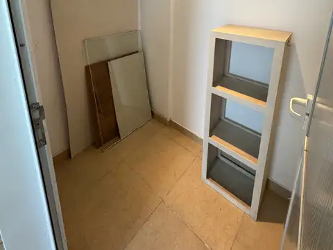 Local en Alquiler en Parque Luro, $ 825.000