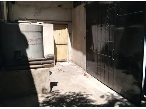 Galpon en Venta en Caseros, USD 79.000