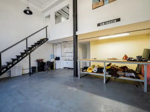 Local en Venta en Barracas, USD 185.000