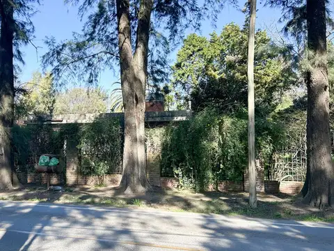 Casa 7 ambientes con 3 baños