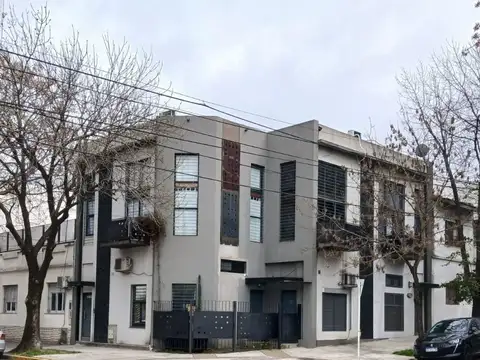 Depto Tipo Casa en Venta 15 años
