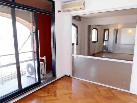 Oficina en Venta 28 años