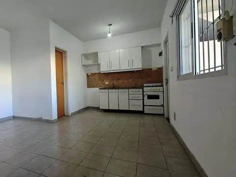 Depto Tipo Casa en Venta de 2 ambientes