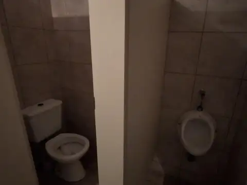 Local en Alquiler en Tribunales, $ 2.000.000