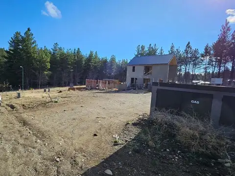 Yens Brendstrup esquina Los Pinos