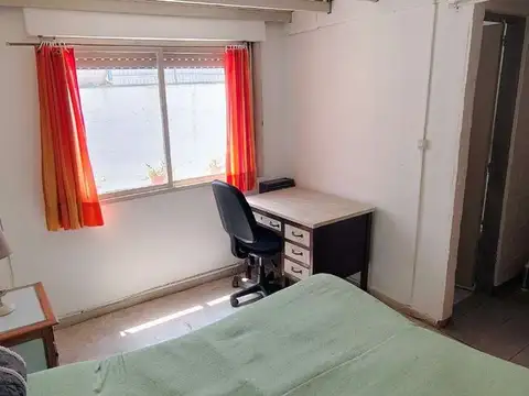Depto Tipo Casa 2 ambientes con 1 baño