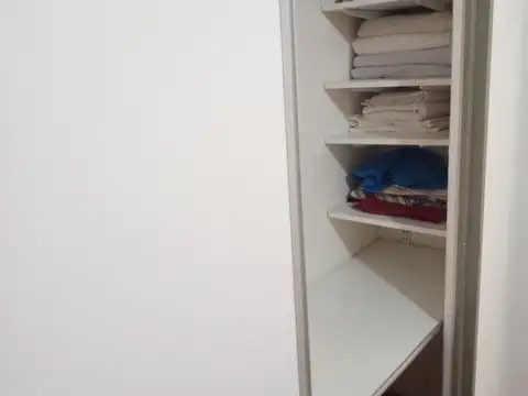 Monoambiente con patio en VENTA - Caballito