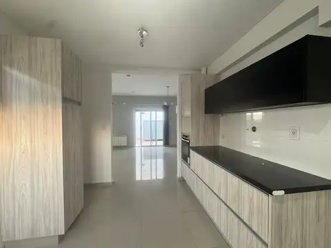 Casa en Venta en Maipu, USD 240.000