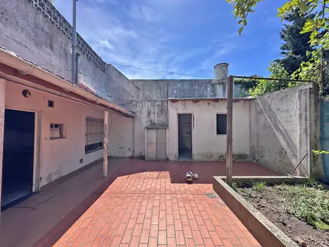 CASA LOTE PROPIO EN 2 PLANTAS MULTIFAMILIAR