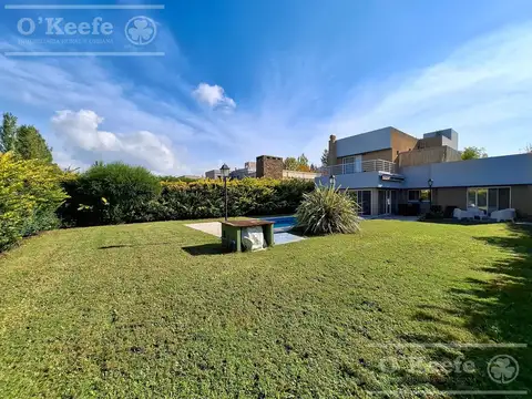 Casa en Venta en Countries y Barrios Cerrados en Berazategui, USD 346.000